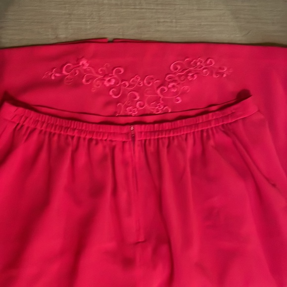 Pink Suit (2 pc) - Picture 16 of 16